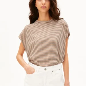 SLUB JERSEY GESTREIFTES T-SHIRT | oatmilk-cinnamon dust